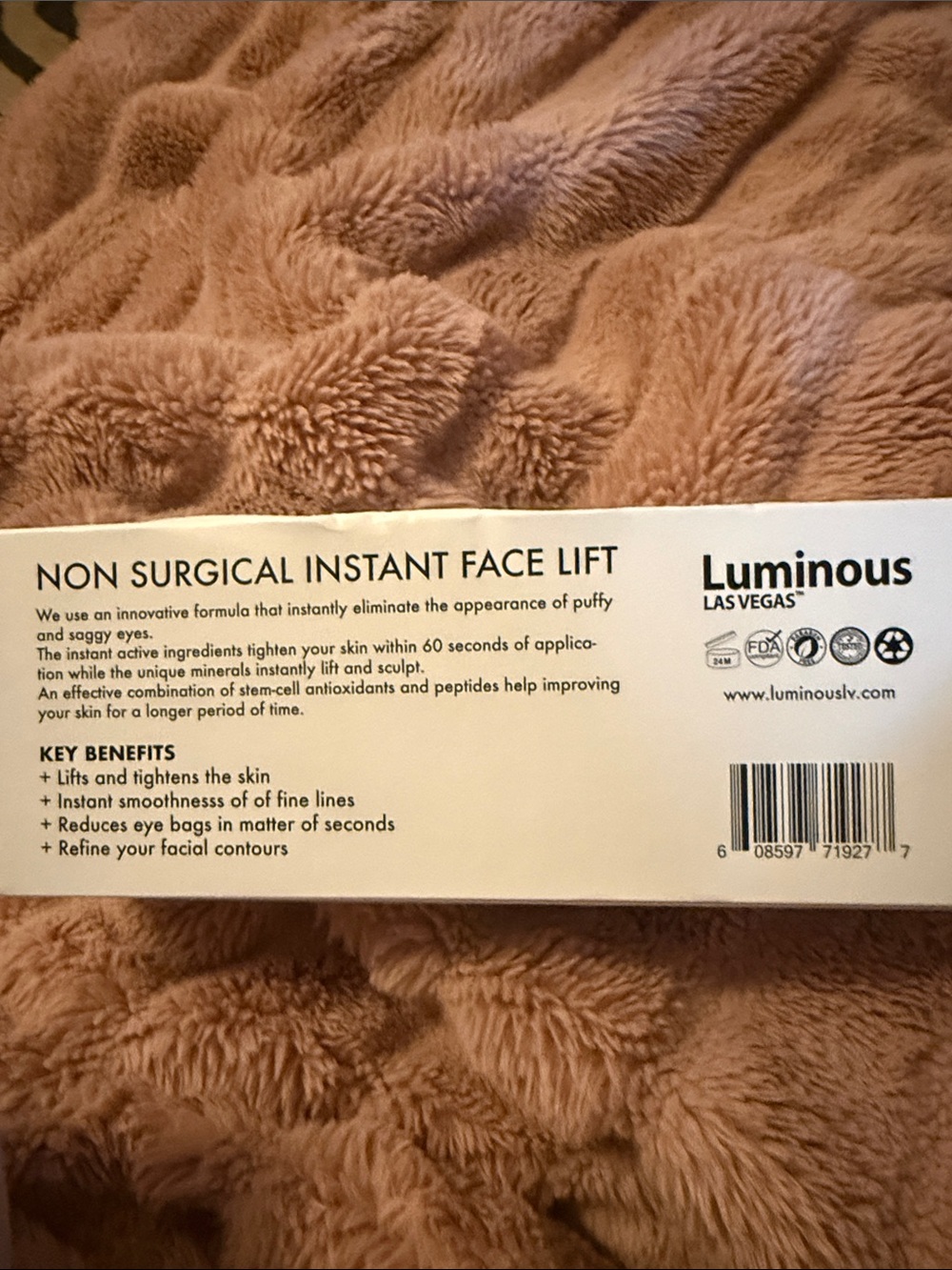 White Instant Face Lift Serum - Picture 3 of 3